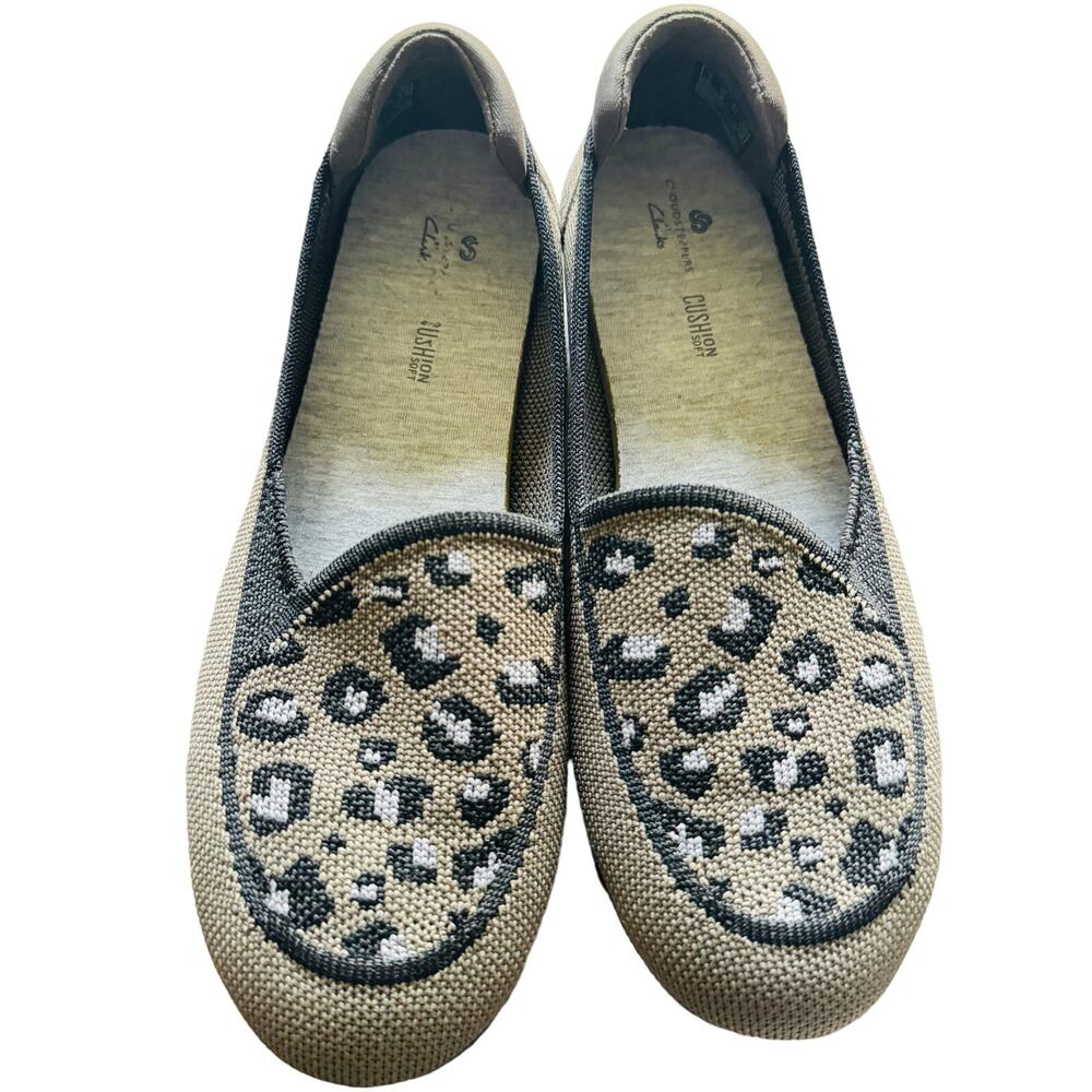 Clarks Cloud Steppers Green Animal Print Washable Loafers Size 6.5